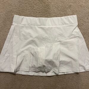 Women's White Pleated Shorts